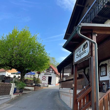 Gasthof Zur Burgruine 포텐스타인 외부 사진