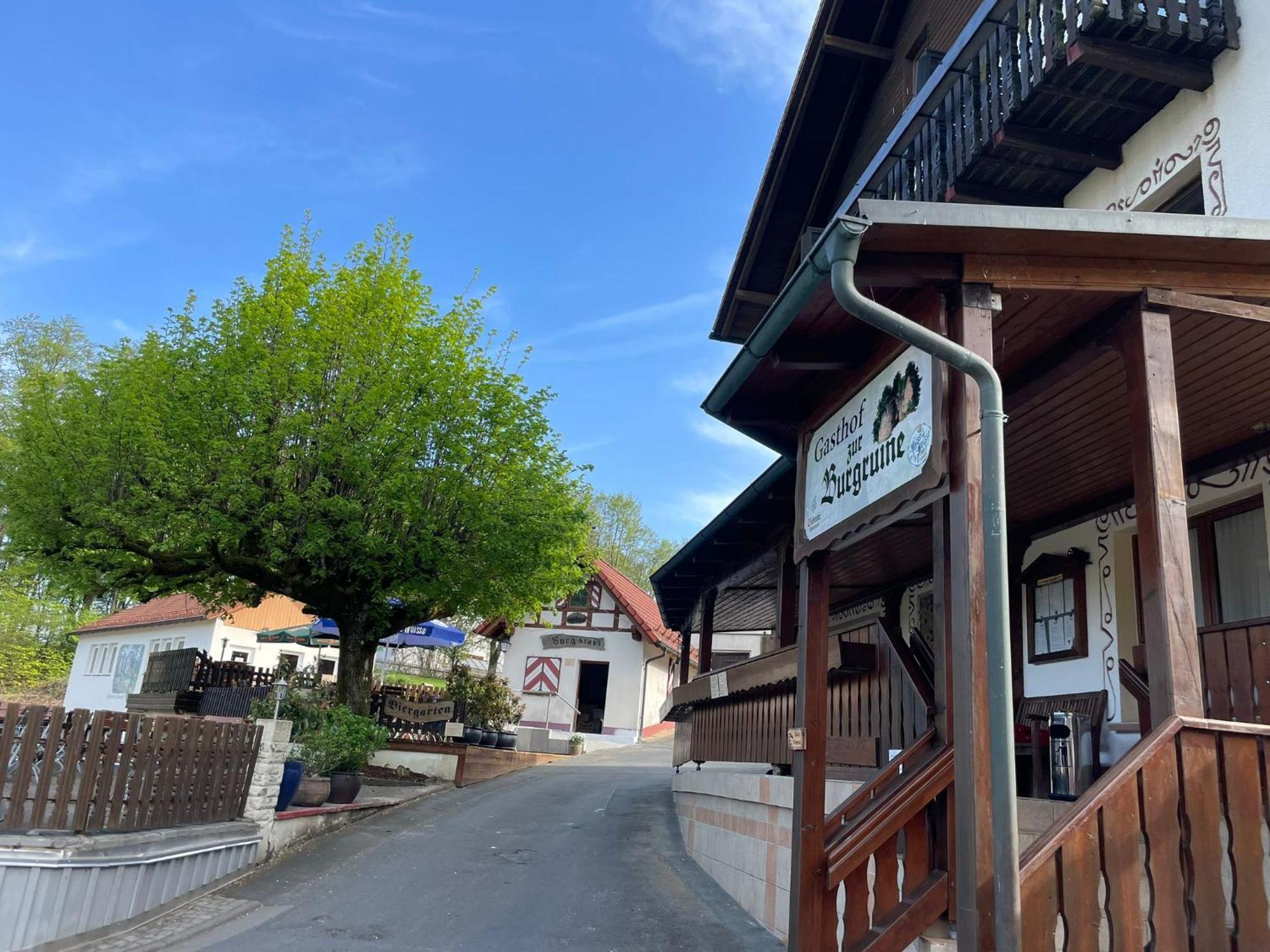 Gasthof Zur Burgruine 포텐스타인 외부 사진
