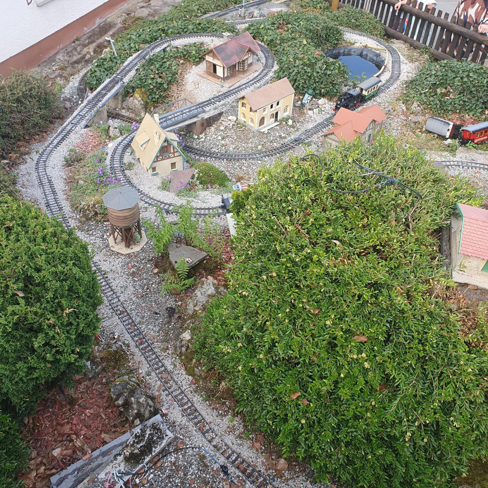 Gasthof Zur Burgruine 포텐스타인 외부 사진